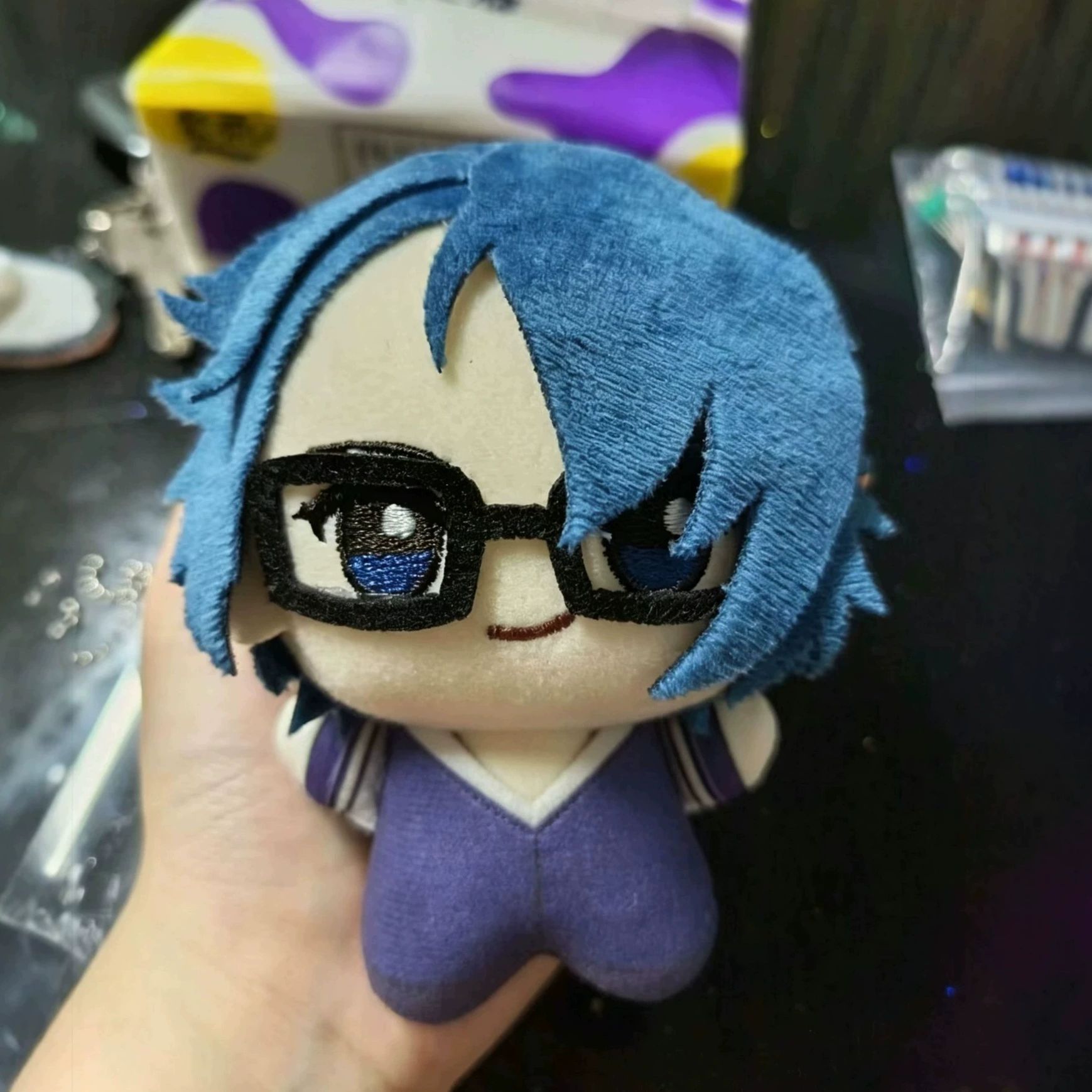 10cm Fushimi Saruhiko Plushie  - Anime Merchandise For Sale recension och pris
